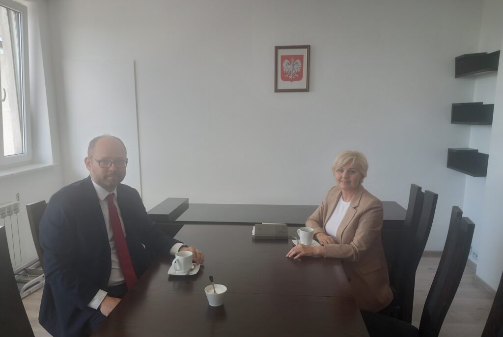 Marcin Przydacz Spotkanie z Burmistrz Miasta i Gminy Osjaków 1 burmistrz Osjakow 2