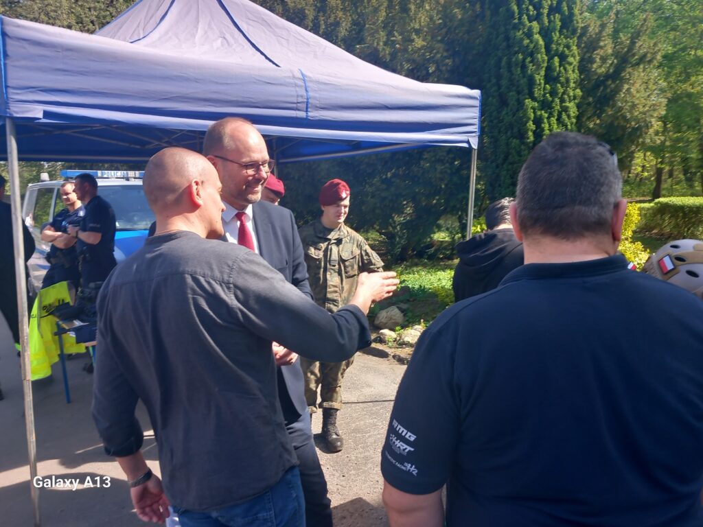 Marcin Przydacz Dzień Otwarty Zespołu Szkół Mundurowych w Ostrowie 3 szkola mundurowa 3
