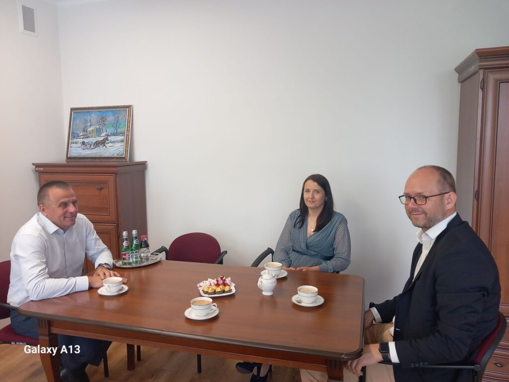 Wojt Gminy Goszczanowa Krzysztof AndrzejewskiE