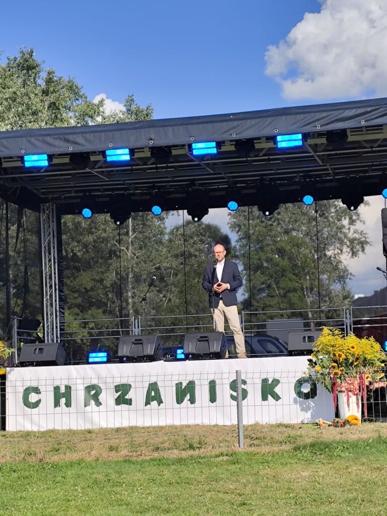 Marcin Przydacz "Chrzanisko" czyli przegląd produktów regionalnych 13 „Chrzanisko” czyli przegląd produktów regionalnych