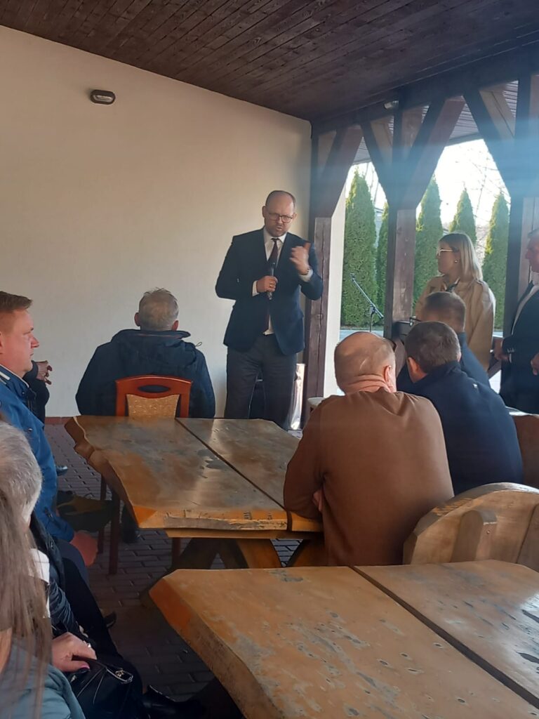 Marcin Przydacz SPOTKANIE Z MIESZKAŃCAMI 5 WhatsApp Image 2025 03 22 at 19.36.45 1 2