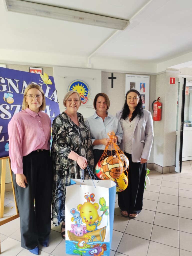 Marcin Przydacz Specjalny Ośrodek Szkolno-Wychowawczy im. Kawalerów Orderu Uśmiechu - w Działoszynie 3 Specjalny Ośrodek Szkolno-Wychowawczy im. Kawalerów Orderu Uśmiechu – w Działoszynie